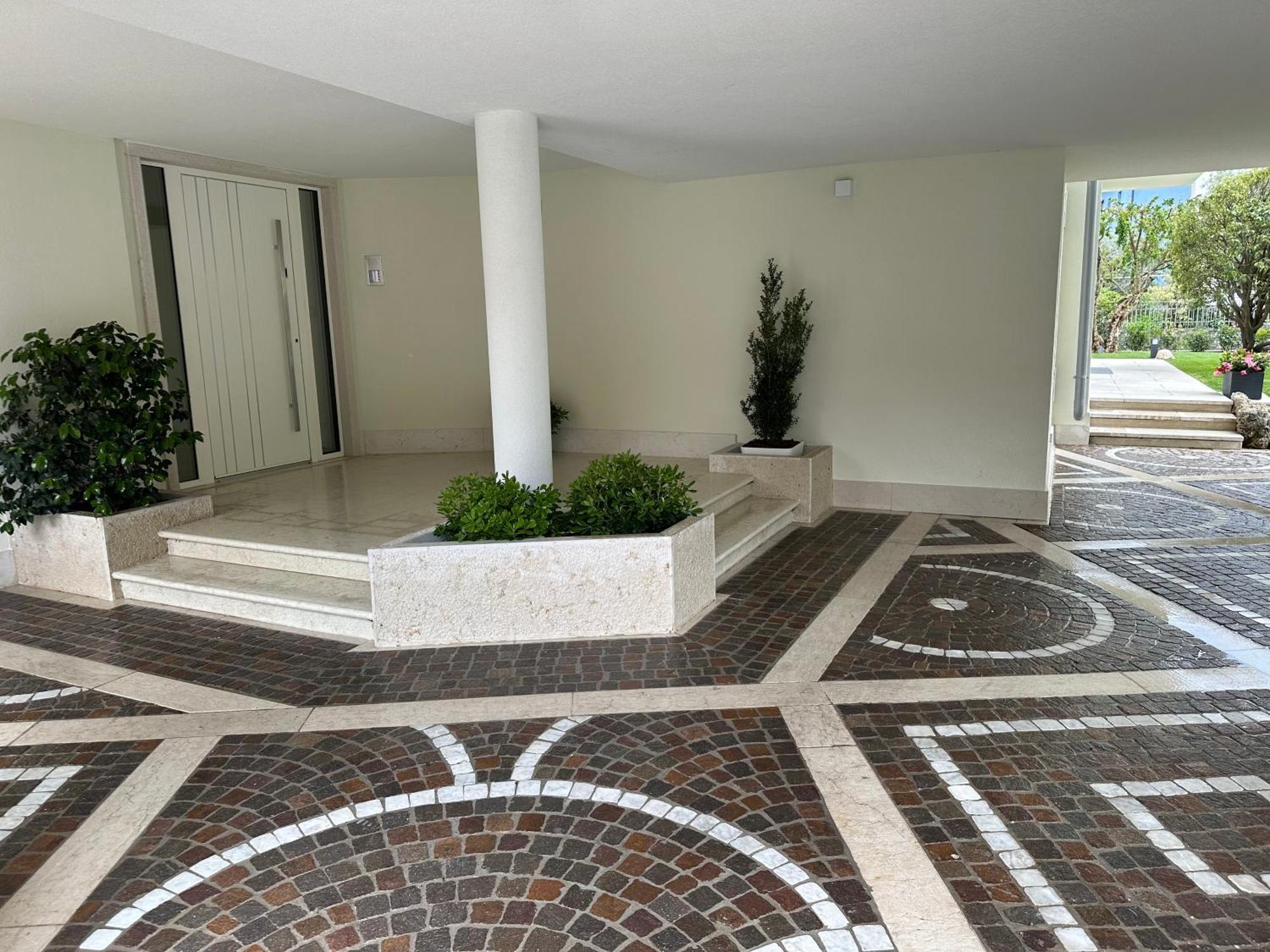 Residence Villa Dalila - Appartamento Dalila Riva del Garda Exterior photo